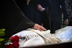 Прощание у гроба